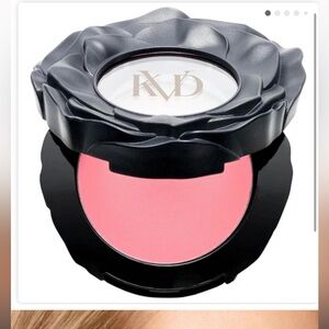 Peony KVD everlasting blush